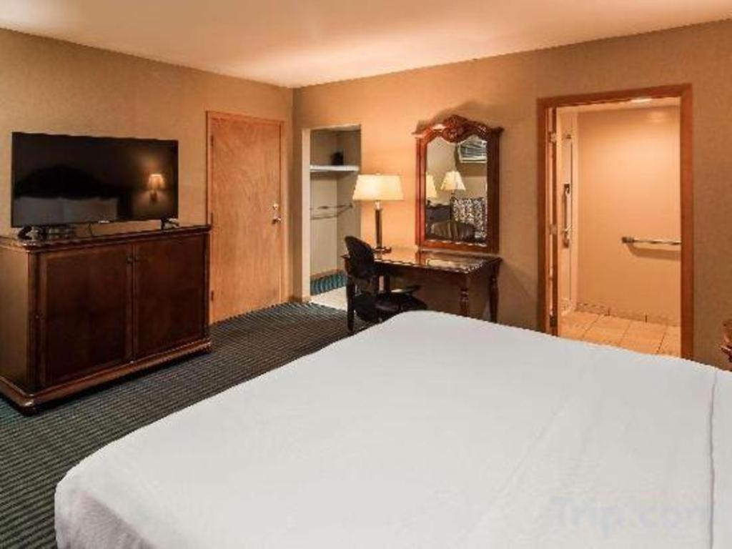 Best Western River Terrace Cheboygan Exterior foto